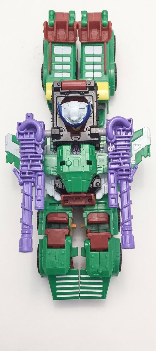 TFSS 4 0 Bludgeon   In Hand Images Of Subscription Service Voyager Class Figure  (15 of 16)